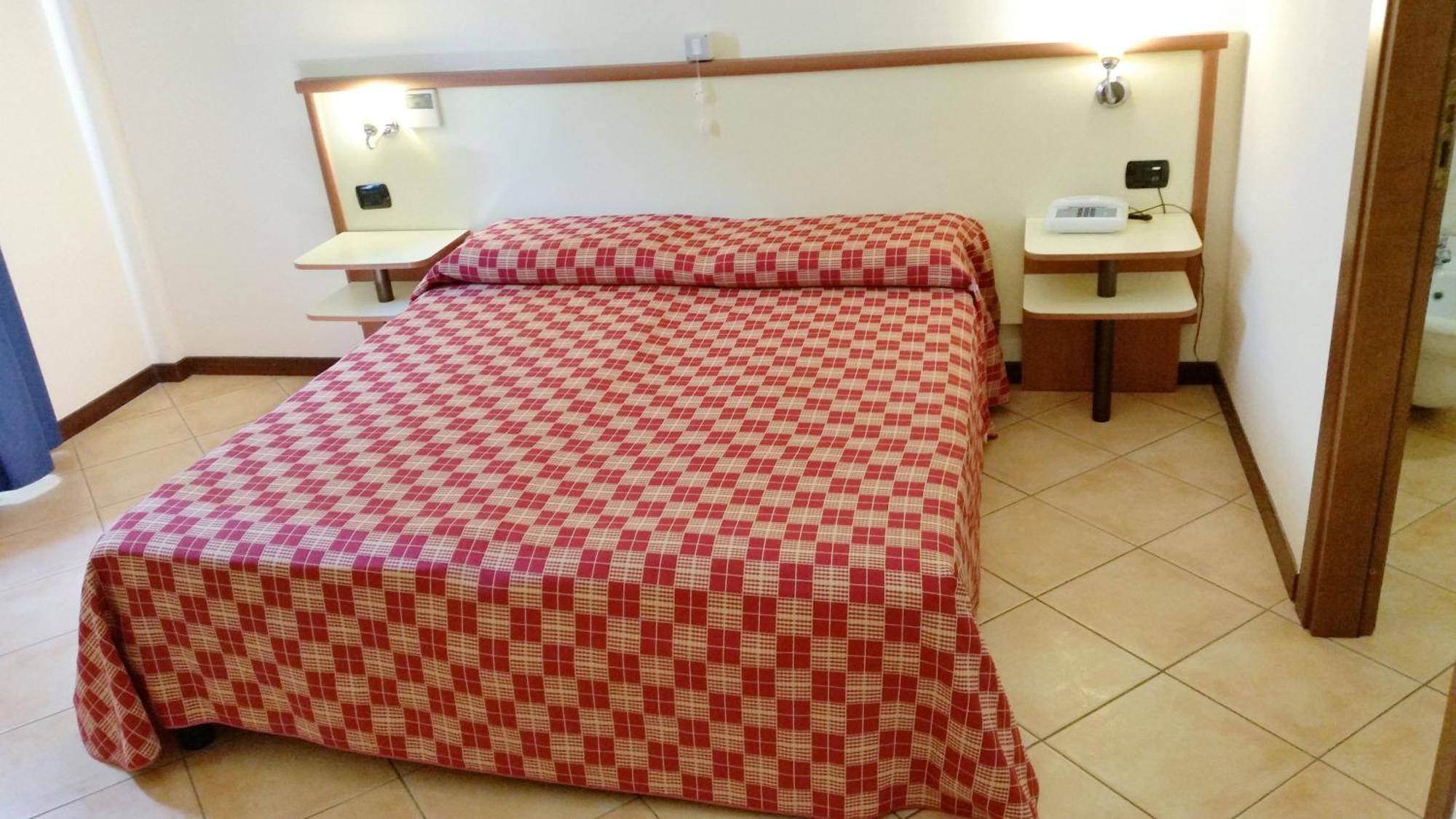 Hotel Miravalle Ribera Habitación foto