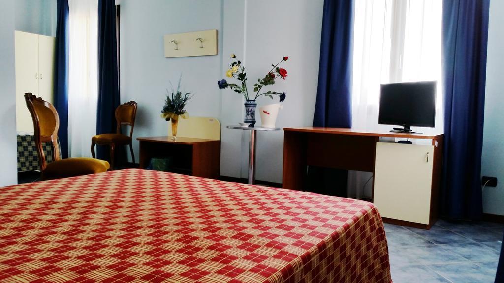 Hotel Miravalle Ribera Habitación foto